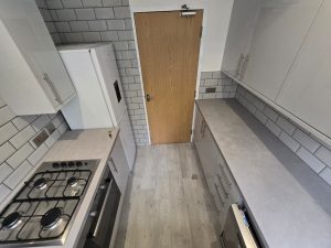  - 18 Dollis Drive - Student homes Farnham for UCA Students